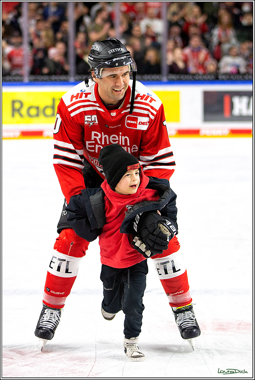 PENNY DEL; Koelner Haie- Loewen Frankfurt; Koeln, 18.12.2022
